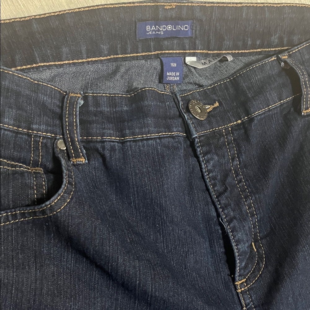 Bandolino Women’s denim capris